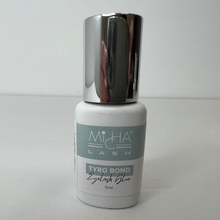 Load image into Gallery viewer, MICHA Lash Glue